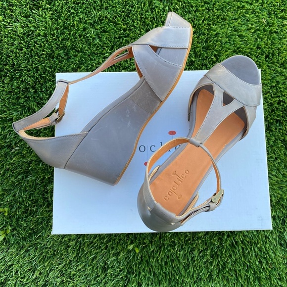 Coclico Women's Wedge Sandals available in Gray and Black size 7 - Picture 6 of 11